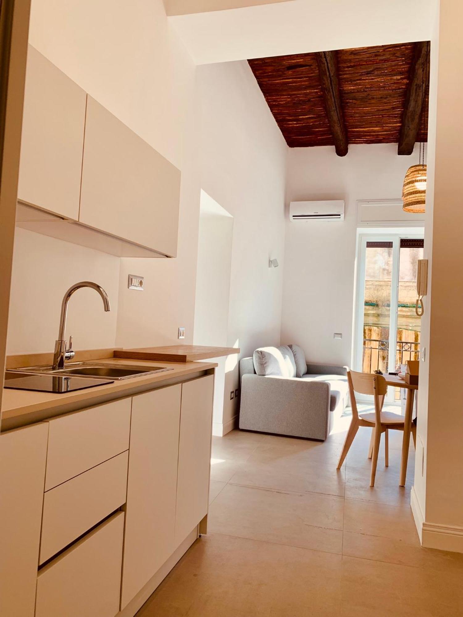 Fafa Apartment City Center Naples Exterior photo